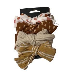 NWT Handmade hair bows alligator clips